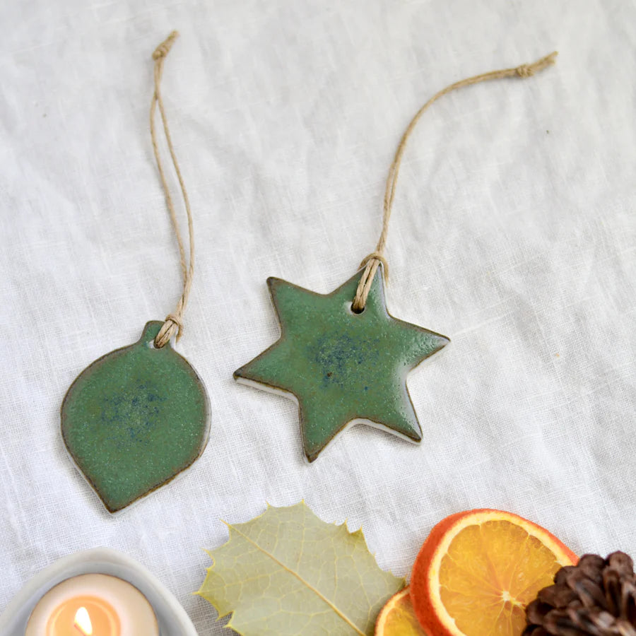 WOODLAND STAR AND BAUBLE GIFT BOX