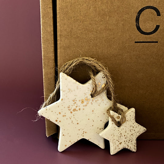 GOLD LUSTRE CHRISTMAS TREE GIFT BOX