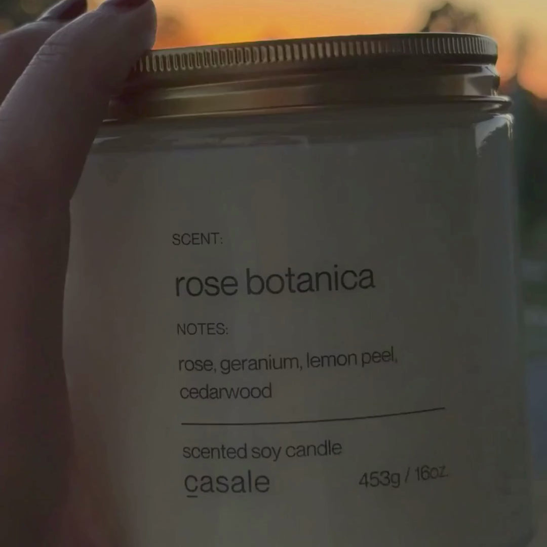ROSE BOTANICA DOUBLE WICKED SOY CANDLE (16oz / 453g)